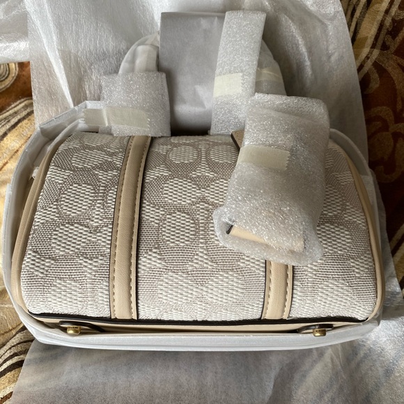 Coach Handbags - Coach Retail Ruby Satchel 18 In Signature Textile Jacquard